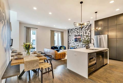 Experience the chic charm of this Nashville gem, perfect for gathering with friends or family. Enjoy modern decor, spacious layouts, and easy access to the city's vibrant culture. Reserve your stay today at Misfit Homes for an unforgettable getaway!