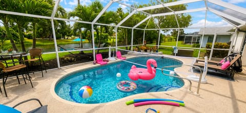 Welcome to Paradise! Let your worries melt away!