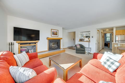 Winter Park Vacation Rental | 2BR | 2BA | 1,043 Sq Ft | Steps Required