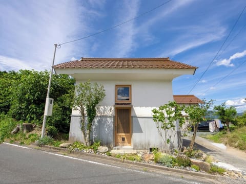 ・[Exterior] A renovated storehouse with over 70 years of history. Enjoy an extraordinary stay here.