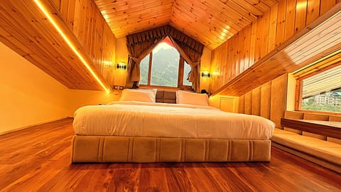 Family Triple Room | Soundproofing, free WiFi, bed sheets