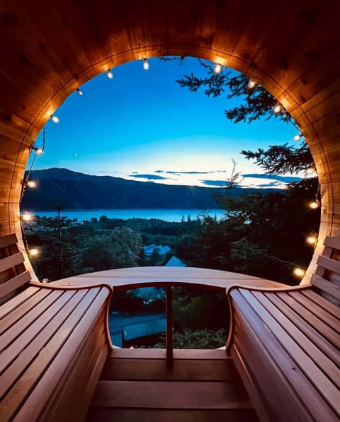 Luxury Cabin, Private Bathroom | Spa