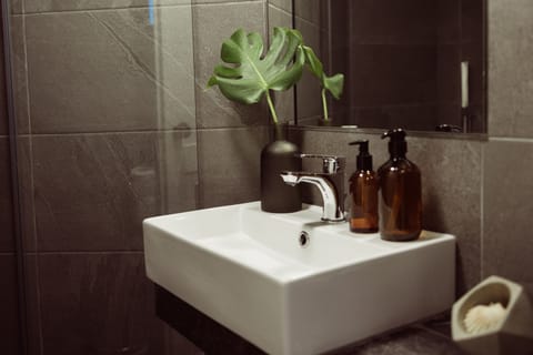 Single Room, 1 Twin Bed, Garden View | Bathroom | Deep soaking tub, hair dryer, slippers, towels