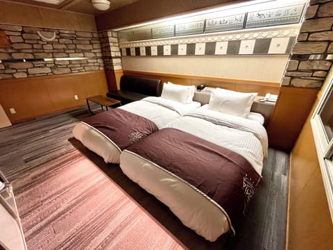 Superior Triple Room | In-room safe, blackout drapes, soundproofing, iron/ironing board