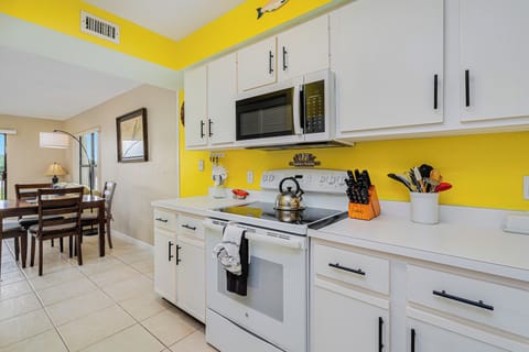 Includes a tea kettle