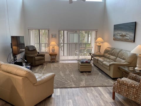 2BR Tamarind Condo – Steps to Pool & Gulf (774)