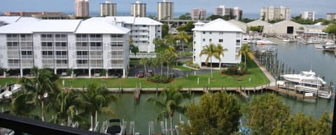 2BR – Penthouse, Pool, Beach & Water Views (170)