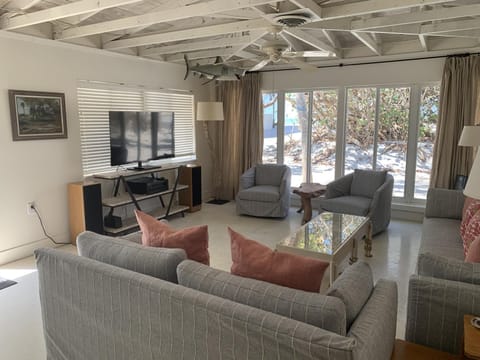 Bunk Up by the Beach – 3BR Just Steps to Beach (2364)