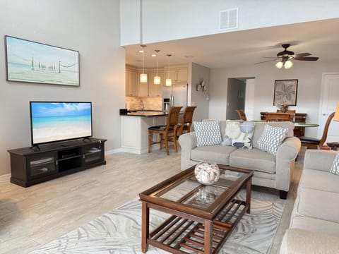 Modern Comfort – 2BR Bayside Condo at Tamarind (3593)