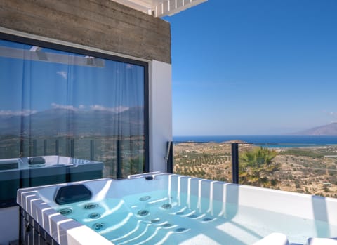 Villa | 4 bedrooms, soundproofing