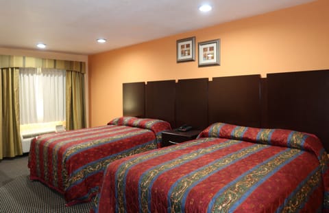 Comfort Double Room, 2 Queen Beds, Smoking | Desk, laptop workspace, free WiFi, bed sheets