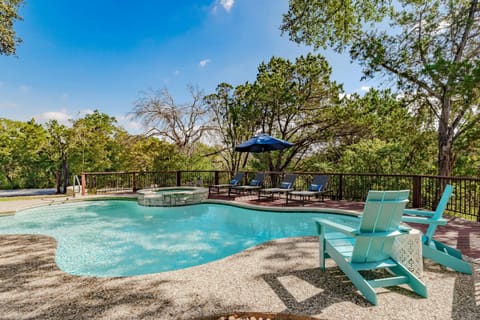 Private Heatable Swimming Pool