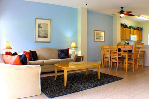 Living Room
43" Smart TV