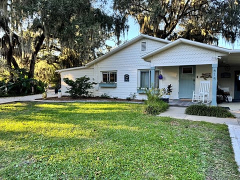  on Amelia island close proximity to beaches downtown and award winning golf