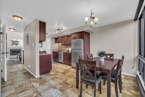 Kitchen and Dining Room: Well-equipped kitchen, Keurig, drip coffee maker, toaster, cooking utensils, tableware, 6-person dining table