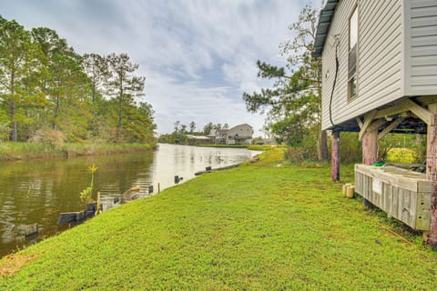 Bay St. Louis Vacation Rental | 3BR | 2BA | 1,600 Sq Ft | Stairs Required