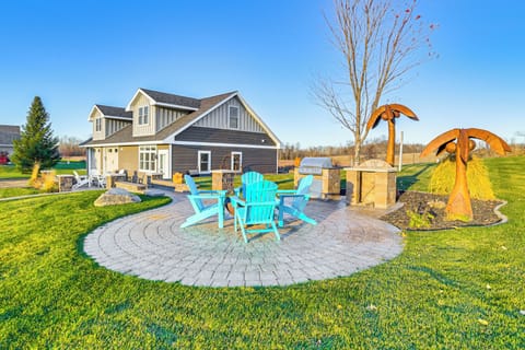 Dent Vacation Rental | 2BR | 1.5BA | 2,500 Sq Ft | Step-Free Entry