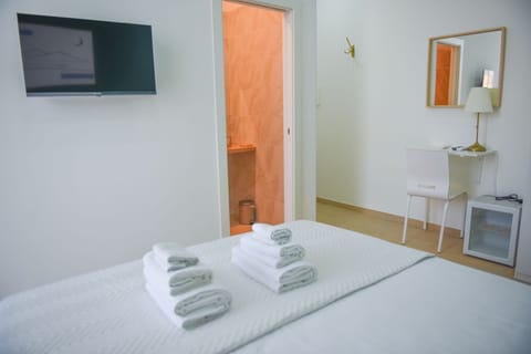 Matrimoniale Deluxe Con Balcone | In-room safe, free WiFi, bed sheets