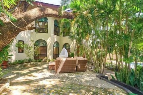Dos Maya by ARAW Residences