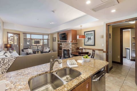 Open Kitchen Concept