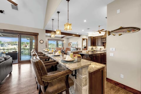 Breakfast Bar Seating