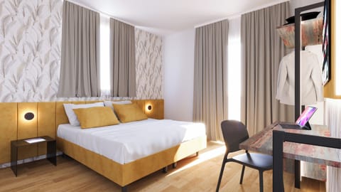Superior Studio Suite | In-room safe, desk, laptop workspace, blackout drapes