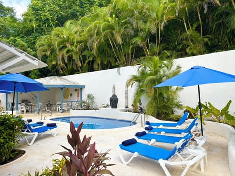 Pool area
