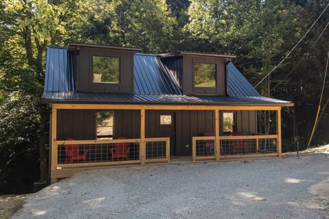 Wolf Den front porch.Cabin completed 6/22.