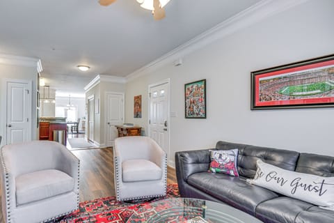 Athens Vacation Rental | 2BR | 2BA | 1,265 Sq Ft | Stairs Required