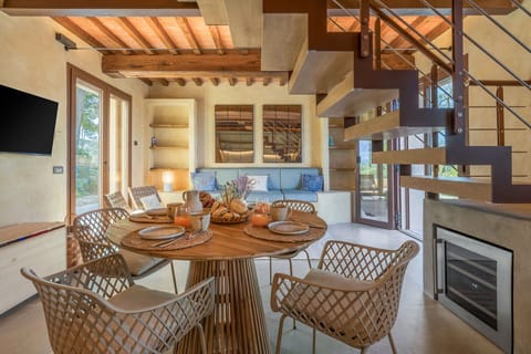 Autumn, Kitchen, Spring, Summer