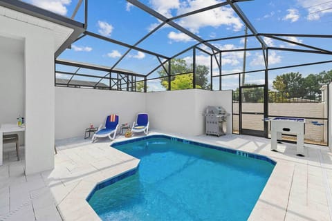 Private Pool & Patio