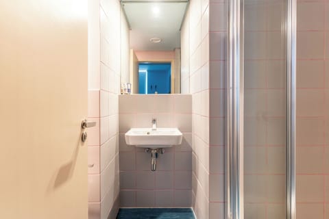 Standard Apartment, Balcony | Bathroom | Shower, free toiletries, hair dryer, towels