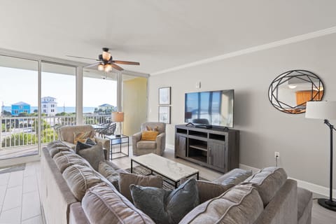 Welcome to Sanibel 305!