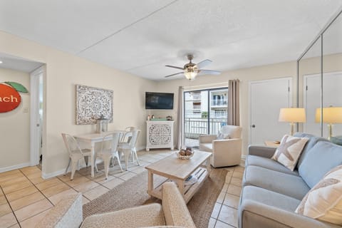 Welcome to Sugar Beach 128!