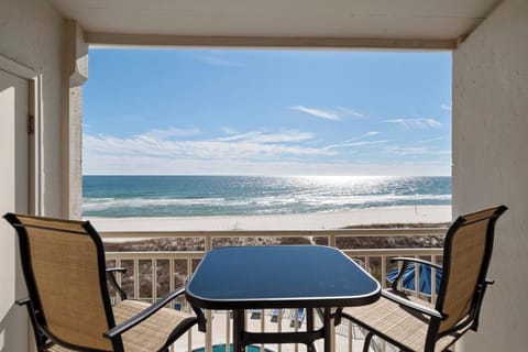 Welcome to Sugar Beach 342!