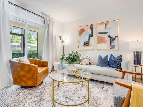 Open-concept and airy living room—perfect for relaxing or entertaining.
