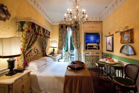 Deluxe Room | Premium bedding, down comforters, minibar, in-room safe