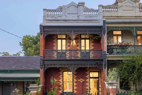Front view of the house.