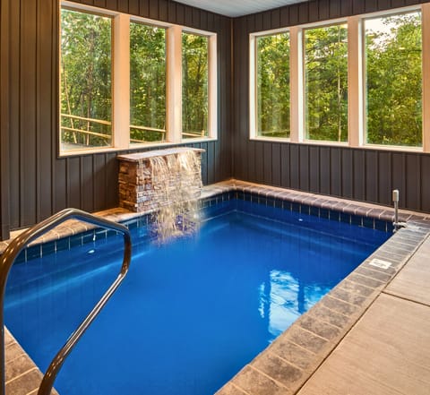 Private pool with waterfall and great views