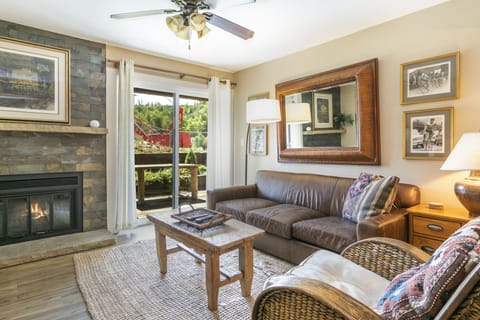 Condo, 2 Bedrooms | Living area | Smart TV
