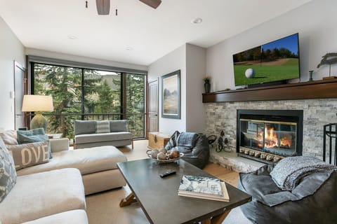 Condo, 2 Bedrooms | Living area | Smart TV
