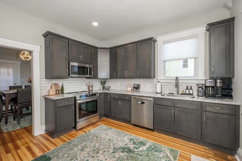 Fully equipped kitchen