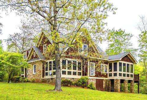 Fall at Legacy on the Lake