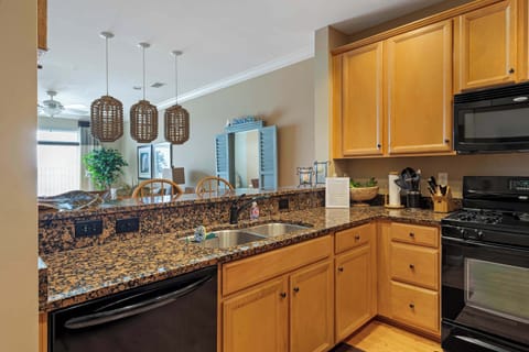 Fully equipped kitchen