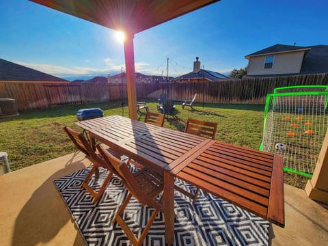 Outdoor backyard, fire pit and games