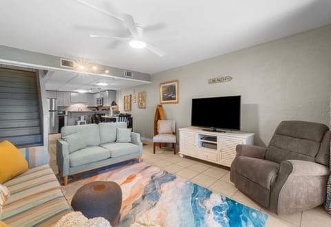 Spacious living area with plenty of room to relax, gather, and unwind after the beach.
