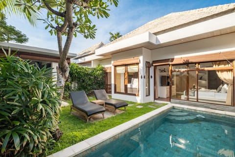Private Pool and Garden