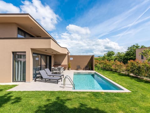 Villa | Pool | Indoor pool, outdoor pool