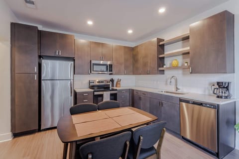 Apartment | Private kitchen | Fridge, microwave, oven, dishwasher