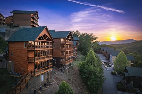 Autumn Path's exterior